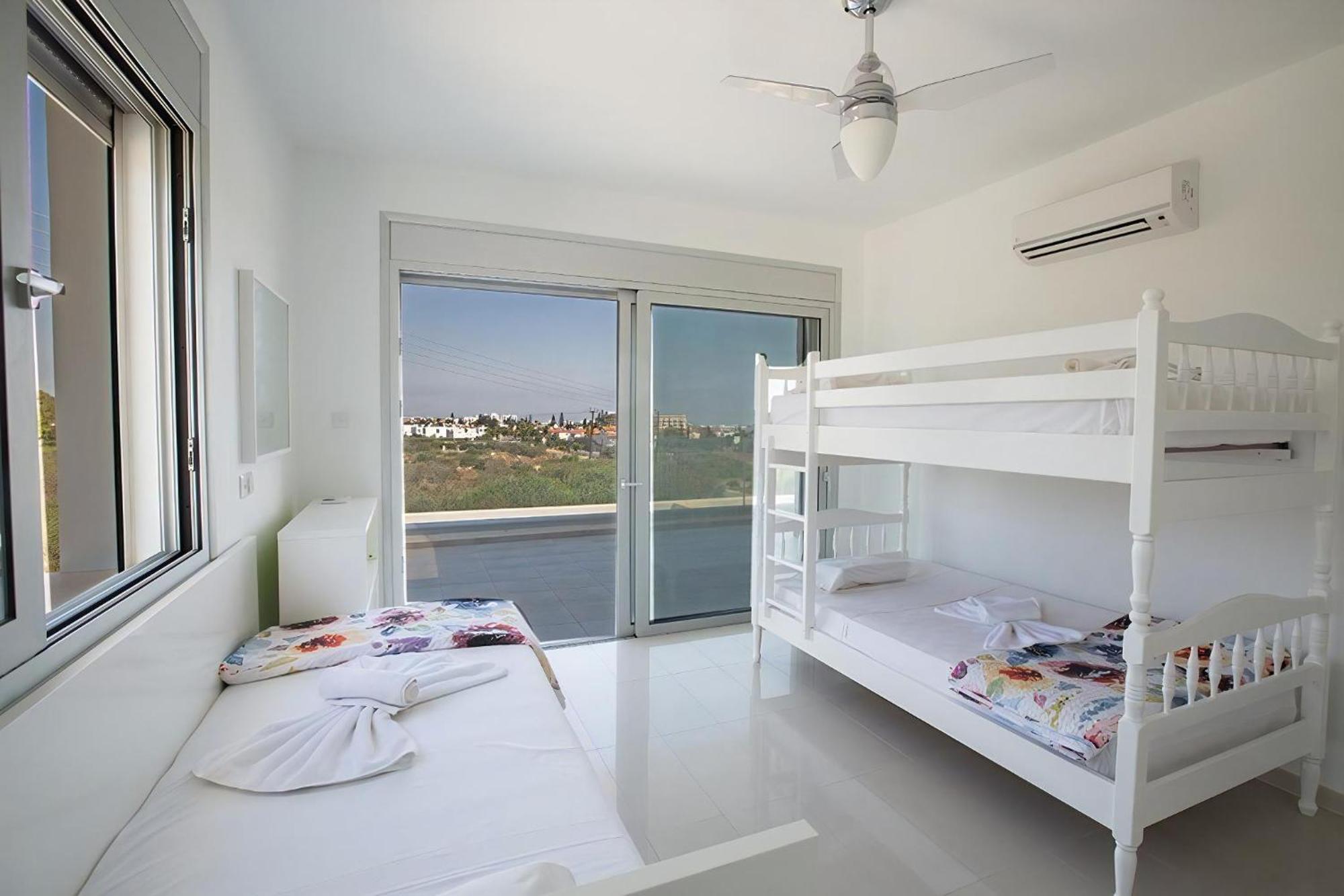Villa Protara Chrysos - Beautiful 5 Bedroom Protaras Villa - Walking Distance To Fig Tree Bay Zewnętrze zdjęcie
